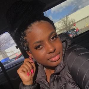 Meet your Posher, Lea